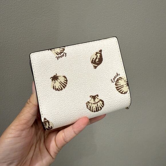 Coach CBO73 Snap Wallet Shell Print - Picture 3 of 10